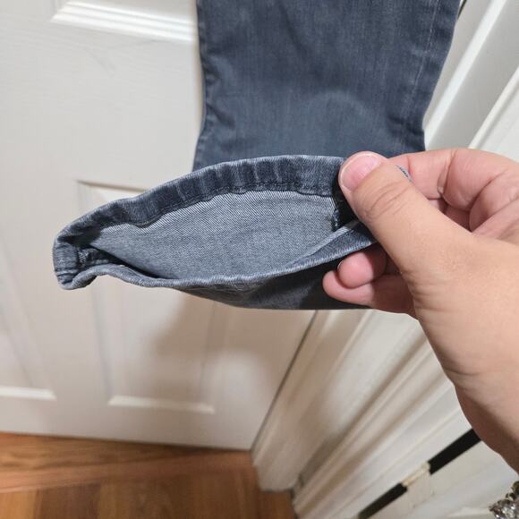 Cabi Slim Boyfriend Jeans Size 6 Washed Black - Picture 5 of 8